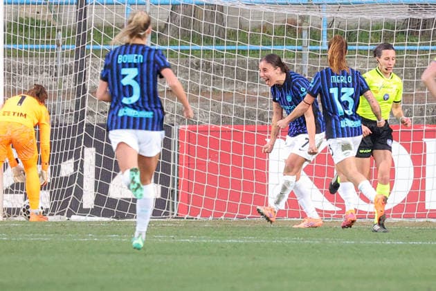 goal and exultation of Haley Bugeja of Inter Women during AC Milan vs Inter - FC Internazionale, Italian football Serie A Women match in Milan, Italy, December 13 2025  Copyright: xRobertaxCorradin IPAxSportx xipa-agency.netx xx IPA_69101622 IPA_Agency_IPA69101622