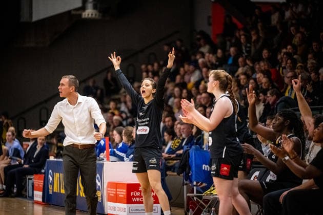Basketball Berlin 13 12 2025 Season 2025 2026 DBBL 1 Bundesliga Alba Berlin TK Hannover Luchse Jubel Hannover