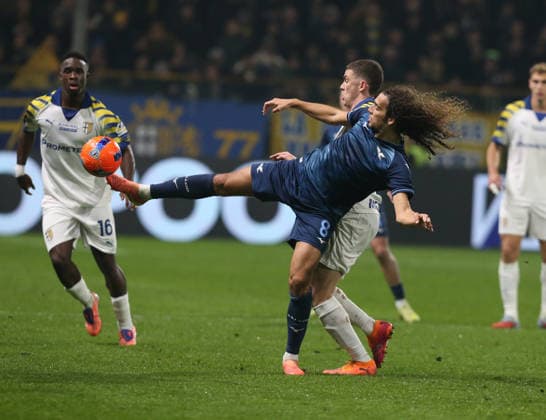 Lazio™s Matteo Elias Guendouzi Olie fight for the ball with Parma™s Nahuel Estevez during the Serie A soccer match between Parma and Lazio at the Ennio Tardini in Parma - Saturday , December 13, 2025. - Soccer .  Copyright: xGiannixSantandrea LaPressex