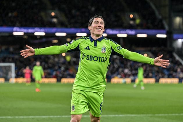 13th December 2025; Turf Moor, Burnley, Lancashire, England; Premier League Football, Burnley versus Fulham; Harry Wilson of Fulham celebrates after scoring in the 58th minute for 1-3  LeexDurkin
