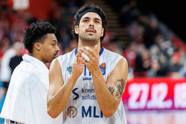 Erol Ersek MLP Academics Heidelberg, 11 , single image, single photo, portrait, portrait, disappointed, disappointment, negative emotions, negative emotion, end of game, BMA365 Bamberg Baskets vs MLP Academics Heidelberg, Basketball, easyCredit BBL, Matchday 10, 13 12 2025 BMA365 Bamberg Baskets vs MLP Academics Heidelberg, Basketball, easyCredit BBL, Matchday 10, 13 12 2025 Bamberg Copyright: xEibner-Pressefoto G.xSantemizx EP_EER