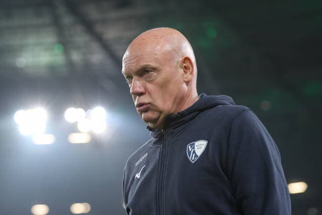 13 12 2025, xtgx, Fußball 2 Bundesliga, Hannover 96 VfL Bochum emspor, v l Uwe Roesler Rösler, Bochum, Trainer Portrait, Portraet, Einzelbild DFL DFB REGULATIONS PROHIBIT ANY USE OF PHOTOGRAPHS as IMAGE SEQUENCES and or QUASI VIDEO Hannover