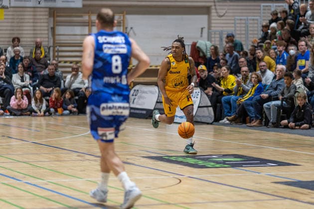Devin Lawrence Schmidt Phoenix Hagen, 08 PHILLIP MONTREAL RUSSELL BOZIC ESTRICHE KNIGHTS KIRCHHEIM, 01 GER, Bozic Estriche Knights Kirchheim vs Phoenix Hagen, BARMER 2 Basketball Bundesliga, Matchday 12, Season 2025 2026, 13 12 2025 GER, Bozic Estriche Knights Kirchheim vs Phoenix Hagen, BARMER 2 Basketball Bundesliga, Matchday 12, Season 2025 2026, 13 12 2025 Kirchheim an der Teck Copyright: xEibner-Pressefoto NinaxSanderx EP_NSR