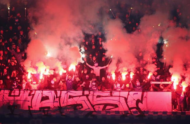 Germany Soccer 2 Bundesliga 2025 26, 16 Matchday Hannover 96 vs VfL Bochum Heinz von Heiden Arena Stadion Hannover Fan atmosphere in the stadium Hannover Copyright: xAymanxAlahmedx
