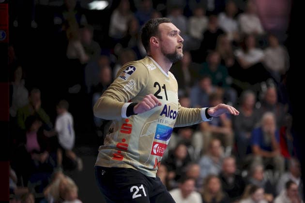 13 12 2025, Men, Handball, Season 2025 2026, 2 Handball Bundesliga, 15 Matchday TV Grosswallstadt 1 VfL Potsdam Goalkeeper Stefan Hanemann 21, TV Grosswallstadt Elsenfeld Untermainhalle Bayern Germany