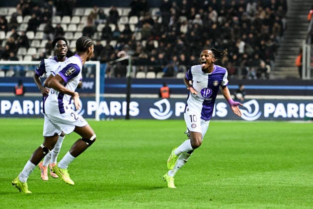 Paris FC v Toulouse FC - Ligue 1 McDonald s 2025 2026 10 Yann GBOHO (tfc) during the Ligue 1 McDonald s match between Paris FC and Toulouse at Stade Jean Bouin on December 13, 2025 in Paris, France. Paris France  Copyright: xFEPx 776348231