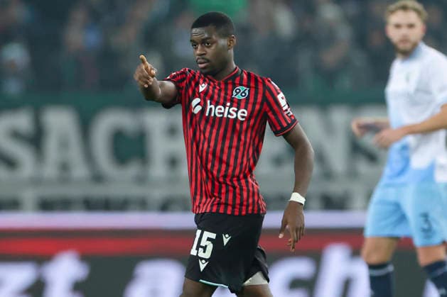 Noel Aseko Hannover 96 gestures, 2 Bundesliga, Hannover 96 v VfL Bochum, Heinz von Heiden Arena on December 13, 2025 in Hanover, Germany Photo by Marco Steinbrenner DeFodi Images Noel Aseko Hannover 96 gestures, 2 Bundesliga, Hannover 96 v VfL Bochum, Heinz von Heiden Arena, December 13, 2025 in Hanover, Germany Photo by Marco Steinbrenner DeFodi Images