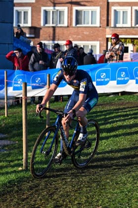 Men SUYS Leiecross Kortrijk Belgian rider Robbe Marchand from the Deschacht-Hens CX Team participates in the men s elite race of the SUYS Leiecross Kortrijk, stage 4 of 7 of the Exact Cross competition, in Kortrijk, Belgium, on December 13, 2025. Kortrijk Belgium  Copyright: xGautierxDemouveauxx originalFilename:demouveaux-notitle251213_npk9H.jpg