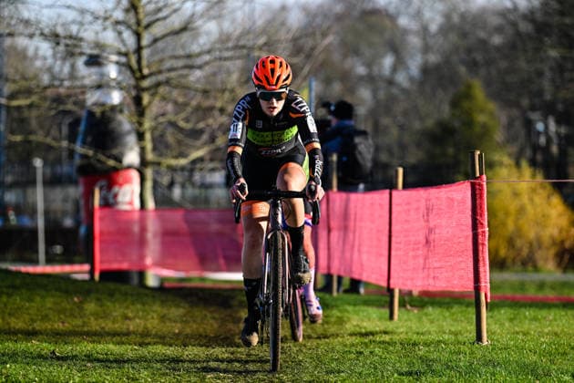Women SUYS Leiecross Kortrijk Dutch rider Sara Sonnemans from team WV Schijndel participates in the women s elite race of the SUYS Leiecross Kortrijk, stage 4 of 7 of the Exact Cross competition, in Kortrijk, Belgium, on December 13, 2025. Kortrijk Belgium  Copyright: xGautierxDemouveauxx originalFilename:demouveaux-notitle251213_npDHG.jpg