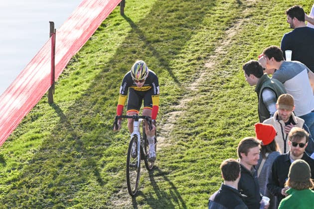 Women SUYS Leiecross Kortrijk Belgian national champion Marion Norbert Riberolle from team Crelan-Corendon participates in the women s elite race of the SUYS Leiecross Kortrijk, stage 4 of 7 in the Exact Cross competition, in Kortrijk, Belgium, on December 13, 2025. Kortrijk Belgium  Copyright: xGautierxDemouveauxx originalFilename:demouveaux-notitle251213_npB03.jpg