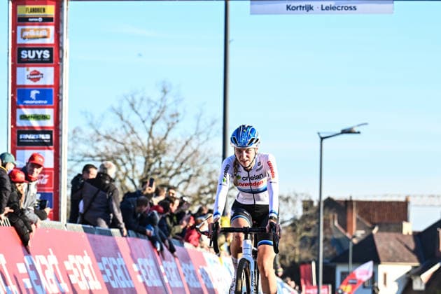 Women SUYS Leiecross Kortrijk Dutch rider Inge van der Heijden, European champion from the team Creland-Corendon, crosses the finish line to win the women s elite race of the SUYS Leiecross Kortrijk, stage 4 7 in the Exact Cross competition, in Kortrijk, Belgium, on December 13, 2025. Kortrijk Belgium  Copyright: xGautierxDemouveauxx originalFilename:demouveaux-notitle251213_npbL9.jpg