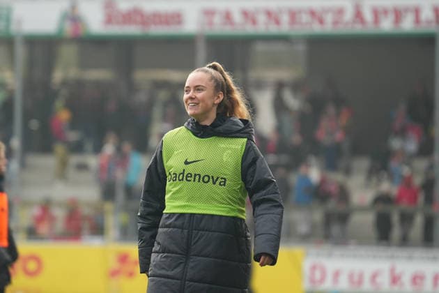 Germany, Freiburg im Breisgau, Google Pixel Womens Bundesliga 2025 26 SC Freiburg vs SGS Essen, Lisa Kolb SC Freiburg, 22 Copyright: xMirjamxGeigerx