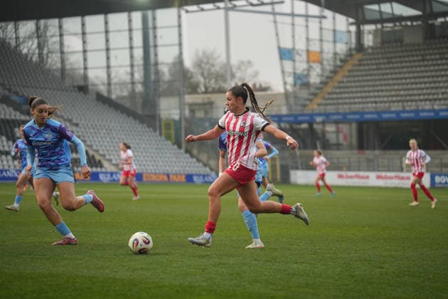 Germany, Freiburg im Breisgau, Google Pixel Womens Bundesliga 2025 26 SC Freiburg vs SGS Essen, Leela Egli SC Freiburg, 20 Copyright: xMirjamxGeigerx