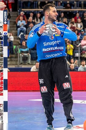 Khalifa Ghedbane HC Erlangen, 96 secured the Erlangen goal, here a smile at the end of the game HC Erlangen vs SC DHfK Leipzig, Handball, 1 Handball Bundesliga, Saison 2025 2026, 17 Spieltag, 13 12 2025 HC Erlangen vs SC DHfK Leipzig, Handball, 1 Handball Bundesliga, Saison 2025 2026, 17 Spieltag, 13 12 2025 Nuernberg Copyright: xEibner-Pressefoto ArdanxFuessmanx EP_AFN