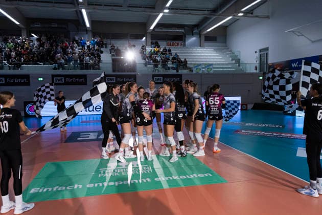 1 Volleyball Bundesliga Women Schwarz Weiss Erfurt vs Skurios Volleys Borken Erfurt 13 12 2025 Schwarz Weiss Erfurt 1 Volleyball Bundesliga Women Schwarz Weiss Erfurt vs Skurios Volleys Borken Riethsporthalle Erfurt 13 12 2025 Copyright: xBEAUTIFULxSPORTS Duehringx