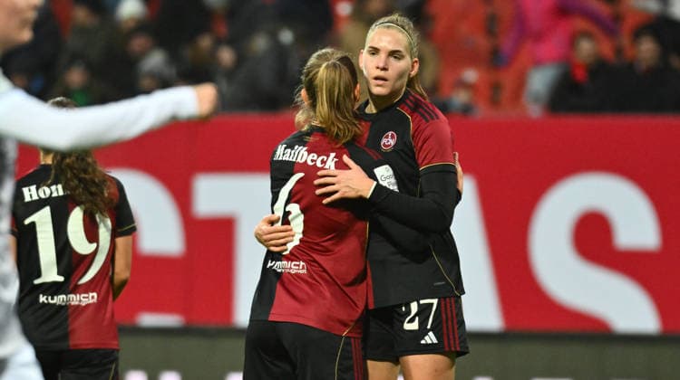 13 12 2025 Soccer Season 2025 2026 1 Google Pixel Women Bundesliga 13 Matchday 1 FC Nürnberg FCN Club Clubfrauen VfL Wolfsburg Sportfoto Zink xwoxzix Alina Mailbeck 6, 1 FC Nürnberg FCN Beatrix Fördös Foerdoes 27, 1 FC Nürnberg FCN disappointed Disappointment
