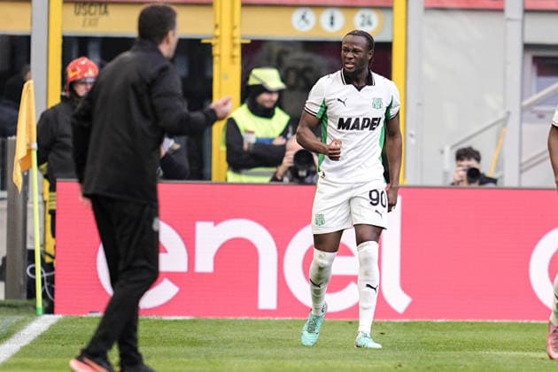 Sassuolo s Ismael Kone celebrates after scoring the 1-0 goal for his team during the Serie A soccer match between Milan and Sassuolo at the San Siro Stadium in Milan , north Italy - Sunday, December 14, 2025. - Soccer .  Copyright: xMarcoxAlpozzi LaPressex