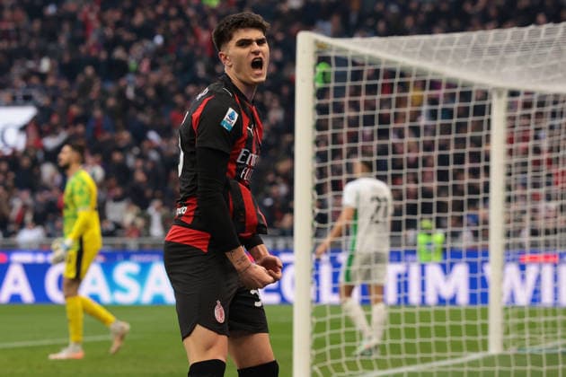 Milan, Italy, 14th December 2025. Davide Bartesaghi of AC Milan celebrates after scoring to level the game at 1-1 during the AC Milan vs Sassuolo Serie A match at Giuseppe Meazza, Milan. Picture credit should read: Jonathan Moscrop Sportimage EDITORIAL USE ONLY. No use with unauthorised audio, video, data, fixture lists, club league logos or live services. Online in-match use limited to 120 images, no video emulation. No use in betting, games or single club league player publications. SPI_005_JM_MILAN_SASSUOLO SPI-4363-0005