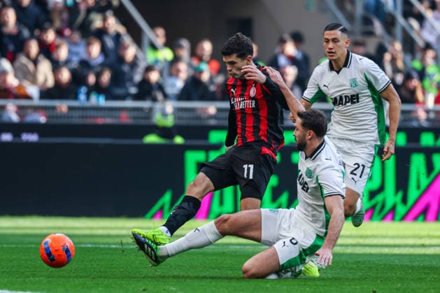 AC Milan vs US Sassuolo Serie A 2025 26 14 12 2025 Christian Pulisic of AC Milan seen in action during Serie A 2025 26 football match between AC Milan and US Sassuolo at San Siro Stadium in Milan Copyright: xBEAUTIFULxSPORTS Carabellix
