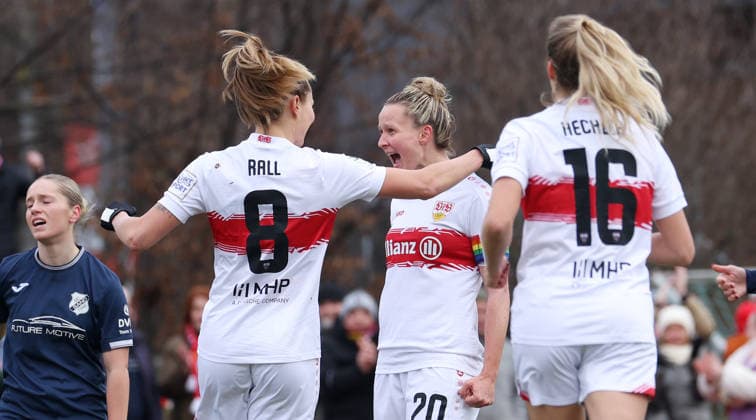 BAU 14 12 2025 Stuttgart Womens soccer VfB Stuttgart vs. SC Sand, in front from left Maximiliane Rall, goal scorer Jana Beuschlein and Janina Hechler VfB celebrate the goal for 1 0