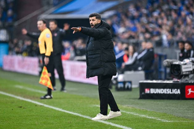 14 12 2025, Football, 2 Bundesliga, Season 2025 2026, Matchday 16, FC Schalke 04 1 FC Nürnberg, Coach Miron Muslic FC Schalke 04 xRHR PHOTO YYx Copyright: KROEGER RHR-FOTOx RHR-FOTO YY
