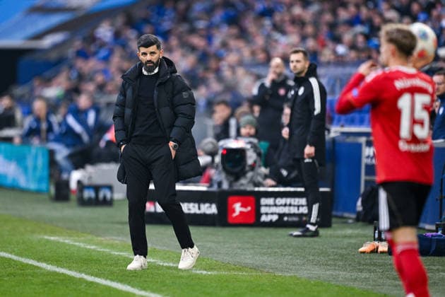 14 12 2025, Football, 2 Bundesliga, Season 2025 2026, Matchday 16, FC Schalke 04 1 FC Nürnberg, Coach Miron Muslic FC Schalke 04 xRHR PHOTO YYx Copyright: KROEGER RHR-FOTOx RHR-FOTO YY
