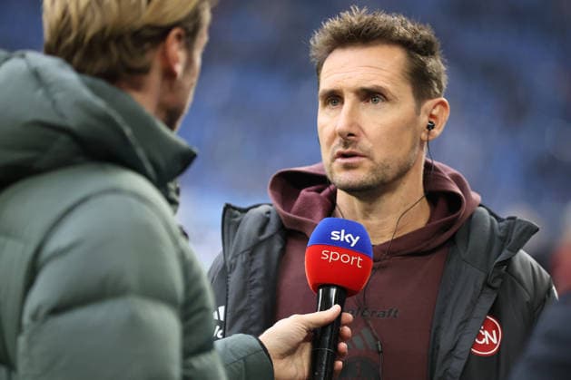 Head coach Miroslav Klose 1 FC Nuremberg at the match of the 2 Bundesliga season 2025 26 FC Schalke 04 1 FC Nuremberg Copyright Thomas Pakusch