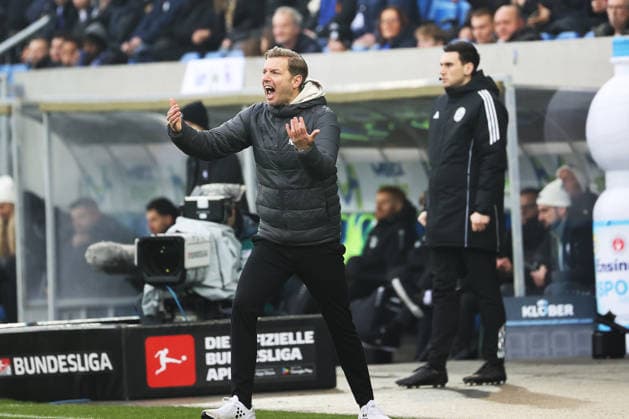 14 12 2025, xtvx, Fußball 2 Bundesliga, SV Darmstadt 98 Preußen Münster v l Trainer Florian Kohfeldt SV Darmstadt 98 gibt Anweisungen, gestikuliert, mit den Armen gestikulieren gives instructions, gesticulates DFL DFB REGULATIONS PROHIBIT ANY USE OF PHOTOGRAPHS as IMAGE SEQUENCES and or QUASI VIDEO Darmstadt