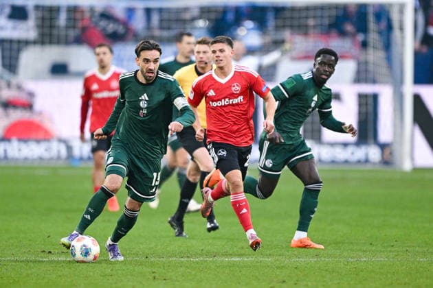 14 12 2025, Football, 2 Bundesliga, Season 2025 2026, Matchday 16, FC Schalke 04 1 FC Nürnberg, Kenan Karaman FC Schalke 04 xRHR PHOTO YYx Copyright: KROEGER RHR-FOTOx RHR-FOTO YY