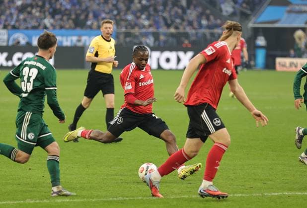 14 12 2025 Soccer season 2025 2026 2 Soccer Bundesliga 16 Matchday FC Schalke 04 S04 Knappen 1 FC Nürnberg FCN Club Sportfoto Zink DaMa xdaxmax DFL regulations prohibit any use of photographs as image sequences and or quasi video only for editorial use Mohamed Ali Zoma 23, 1 FC Nürnberg FCN with shot on goal