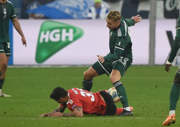14 12 2025, xhbx, Soccer 2 Bundesliga, FC Schalke 04 1 FC Nürnberg v l Adriano Grimaldi 1 FC Nuernberg , Timo Becker FC Schalke 04 DFL DFB REGULATIONS PROHIBIT ANY USE OF PHOTOGRAPHS as IMAGE SEQUENCES and or QUASI VIDEO Gelsenkirchen