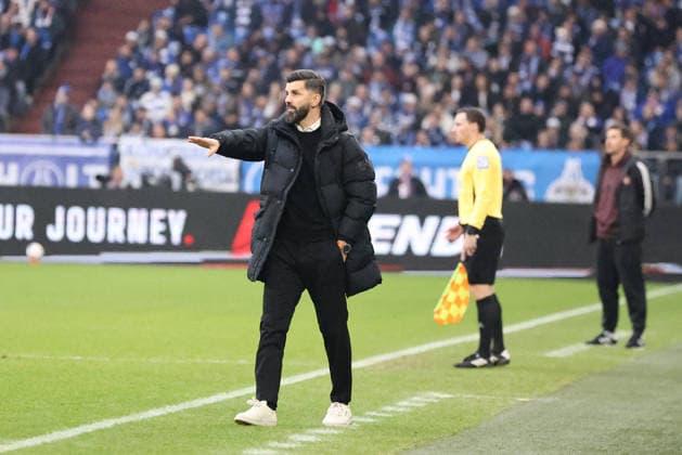Head coach Miron Muslic FC Schalke 04 at the match of the 2 Bundesliga season 2025 26 FC Schalke 04 1 FC Nürnberg Copyright Thomas Pakusch