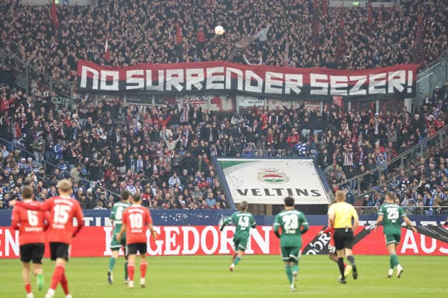 Fans of 1 FC Nuremberg at the match of the 2 Bundesliga season 2025 26 FC Schalke 04 1 FC Nuremberg Copyright Thomas Pakusch