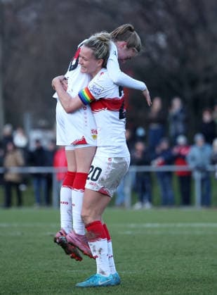 BAU 14 12 2025 Stuttgart womens soccer VfB Stuttgart vs SC Sand, Jana Beuschlein lifts Joy Castor VfB high