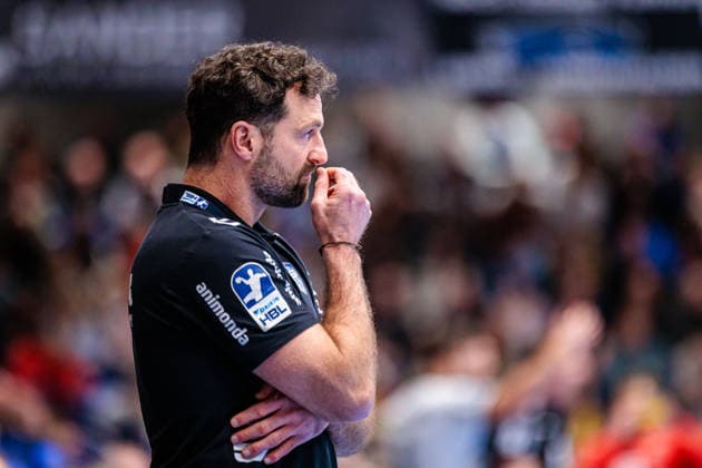 Florian Kehrmann TBV Lemgo Lippe, Coach GER, TBV Lemgo Lippe vs THW Kiel, Handball, 1 Bundesliga, 17 Matchday, Season 2025 2026, 14 12 2025 GER, TBV Lemgo Lippe vs THW Kiel, Handball, 1 Bundesliga, 17 Matchday, Season 2025 2026, 14 12 2025 Lemgo Copyright: xEibner-Pressefoto JanxRollingerx EP_JSK
