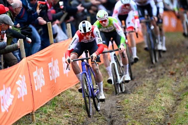 UCI Cyclocross World Cup 2025-2026 Namur NAMUR, BELGIUM - DECEMBER 14 : Nys Thibau (BEL) of Baloise Glowi Lions during the 4th leg of the Namur UCI Cyclocross World Cup 2025-2026 a cyclocross race for Men Elite on December 14, 2025 in Namur, Belgium, 14 12 2025 ( Namur Belgium  Copyright: xTomasxSiskx