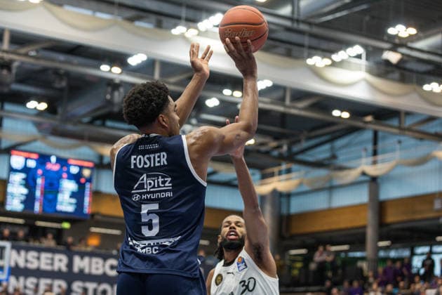 GER, easy Credit Basketball Bundesliga, Syntainics MBC Basketball Löwen Braunschweig 14 12 2025, Stadthalle, Weißenfels, GER, easy Credit Basketball Bundesliga, Syntainics MBC Basketball Löwen Braunschweig Marcus Foster Syntainics MBC, 5 Â Photo Alexander Trienitz Weißenfels Stadthalle Sachsen Anhalt Germany