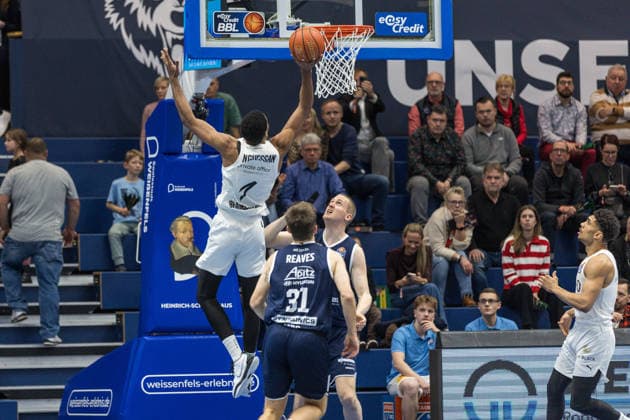 GER, easy Credit Basketball Bundesliga, Syntainics MBC Basketball Löwen Braunschweig 14 12 2025, Stadthalle, Weißenfels, GER, easy Credit Basketball Bundesliga, Syntainics MBC Basketball Löwen Braunschweig David NGuessan Basketball Löwen Braunschweig, 1 Â Photo Alexander Trienitz Weißenfels Stadthalle Sachsen Anhalt Germany
