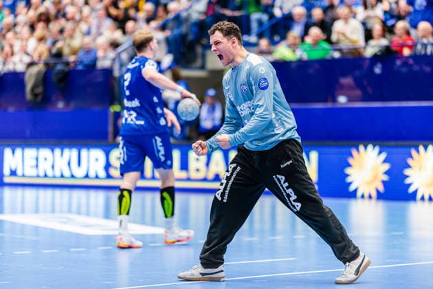 Constantin Moestl TBV Lemgo Lippe, 01 jubelt freut sich GER, TBV Lemgo Lippe vs THW Kiel, Handball, 1 Bundesliga, 17 Matchday, Season 2025 2026, 14 12 2025 GER, TBV Lemgo Lippe vs THW Kiel, Handball, 1 Bundesliga, 17 Matchday, Season 2025 2026, 14 12 2025 Lemgo Copyright: xEibner-Pressefoto JanxRollingerx EP_JSK