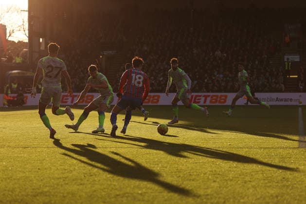 Crystal Palace gegen Manchester City 14. Dezember 2025, London Premier League Fußball Crystal Palace gegen Manchester City Ein Überblick über das Spiel bei Sonnenuntergang Foto Jacques Feeney Abseits London UK  Copyright: xJacquesxFeeneyx xOffsidexOffside
