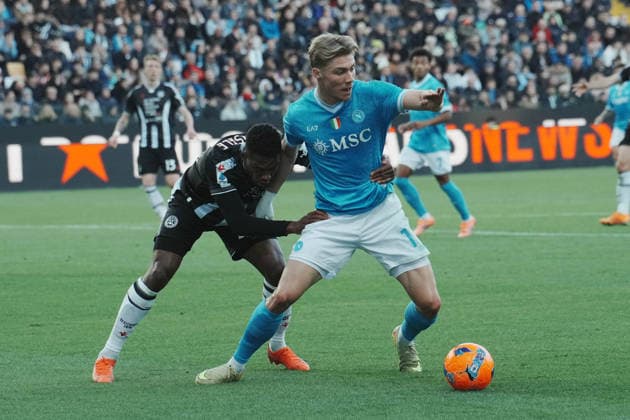 UDINE, ITALY - DECEMBER 14: Rasmus Hojlund of SSC Napoli during the match between Udinese Calcio and SSC Napoli at Bluenergy Stadium on December 14, 2025 in Udine, Italy Copyright: xFOTOAGENZIAx