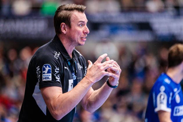 Filip Jicha THW Kiel, Coach gestures GER, TBV Lemgo Lippe vs THW Kiel, Handball, 1 Bundesliga, Matchday 17, Season 2025 2026, 14 12 2025 GER, TBV Lemgo Lippe vs THW Kiel, Handball, 1 Bundesliga, Matchday 17, Season 2025 2026, 14 12 2025 Lemgo Copyright: xEibner-Pressefoto JanxRollingerx EP_JSK