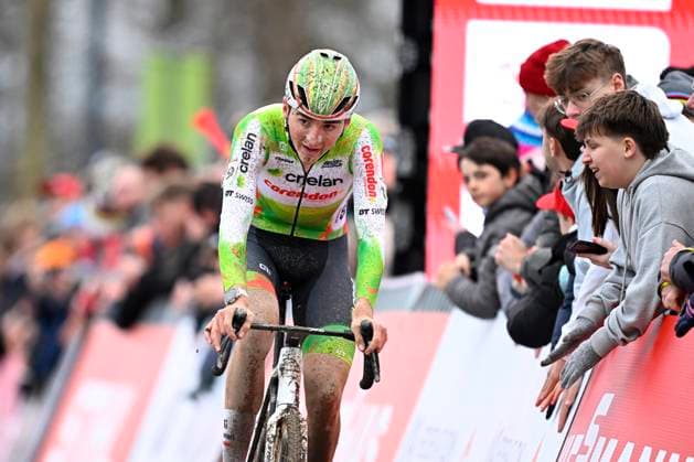 UCI Cyclocross World Cup 2025-2026 Namur NAMUR, BELGIUM - DECEMBER 14 : Verstrynge Emiel (BEL) of Crelan-Corendon during the 4th leg of the Namur UCI Cyclocross World Cup 2025-2026 a cyclocross race for Men Elite on December 14, 2025 in Namur, Belgium, 14 12 2025 ( Namur Belgium  Copyright: xTomasxSiskx