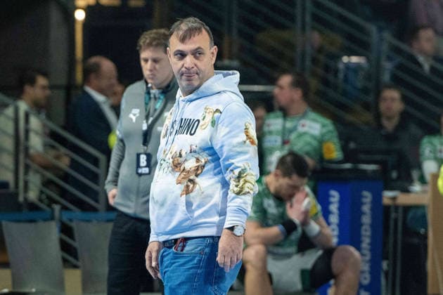 14 12 2025, xlakx, Handball Daikin HBL, Fuechse Berlin HSG Wetzlar v l Bob Hanning Fuechse Berlin Managing Director Berlin Daniel Lakomski