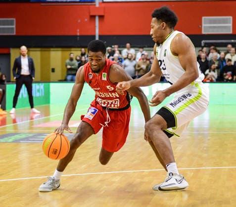Devon Goodmann, KeVaughnAllen 2 Bundesliga Pro A, Matchday 12, 46ers, Basketball, Basketball season 2025 2026, BBL, Germany, Gießen 46ers BBC Bayreuth, Gießen in red, Men, Bayreuth white