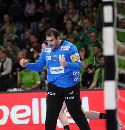 GER HBL season 2025 2026 FÜCHSE Berlin vs HSG Wetzlar, 14 12 25, Max Schmeling Halle, Berlin, Dejan MILOSAVLJEV Füchse Berlin 96 cheers after a successful save, fist, emotion