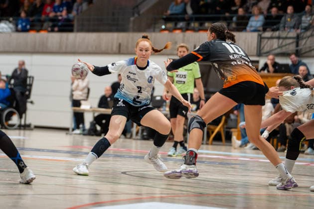 Handball I Women I Season 2025 2026 I 2 Bundesliga I 8 Matchday I VfL Waiblingen Bergischer HC I 14 12 2025 Annalena Welsch 2, Bergischer HC Waiblingen Rundsporthalle Baden Württemberg Germany Copyright: xLobeca MaxxPetershansx