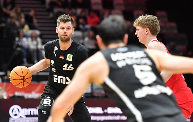 14 12 2025 Basketball Season 2025 2026 2 Bundesliga Pro A 12 Matchday Nuremberg Falcons Basketball Club NBC Artland Dragons OGo xogox Julius Wolf 16, Nuremberg Falcons BC NBC
