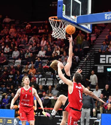 14 12 2025 Basketball Season 2025 2026 2 Bundesliga Pro A 12 Matchday Nuremberg Falcons Basketball Club NBC Artland Dragons OGo xogox Trevor James Baskin 22, Nuremberg Falcons BC NBC