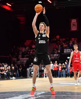 14 12 2025 Basketball Season 2025 2026 2 Bundesliga Pro A 12 Matchday Nuremberg Falcons Basketball Club NBC Artland Dragons OGo xogox Trevor James Baskin 22, Nuremberg Falcons BC NBC Single photo Single photo